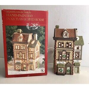 Dickens Collectables Porcelain Lighted House "OLDE WORLD CURIOSITY SHOP" 1993